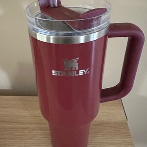 Stanley Cherry Mocha Tumbler with Handle